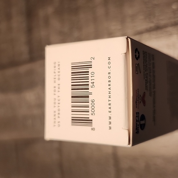 🆕️Earth Harbor Calypso Vitamin C Moisture Elixir - Picture 5 of 5